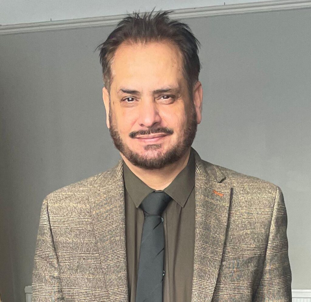 Muhammad Mukhtar-ul-Mustafa, Director of Barakat Al-Madina Ltd